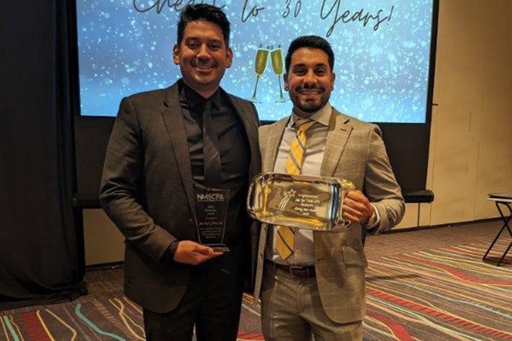 imgi_1_Award-JJO